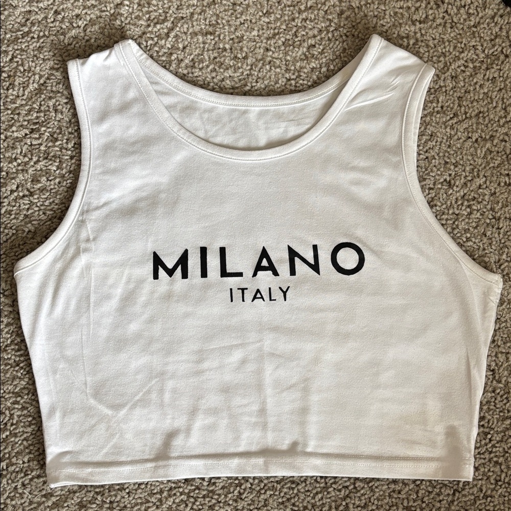 Milano Italy 100% Polyester White Tank Top - Picture 2 of 4